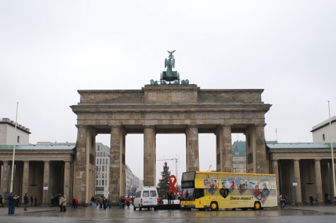 Brandenburg Gate from park
