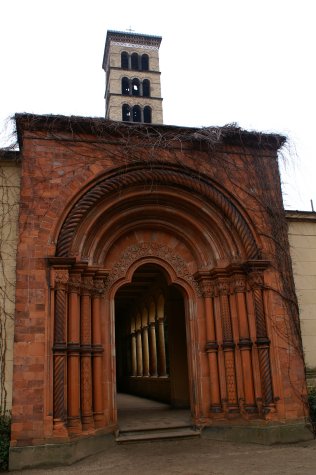 Friedenkirche archway
