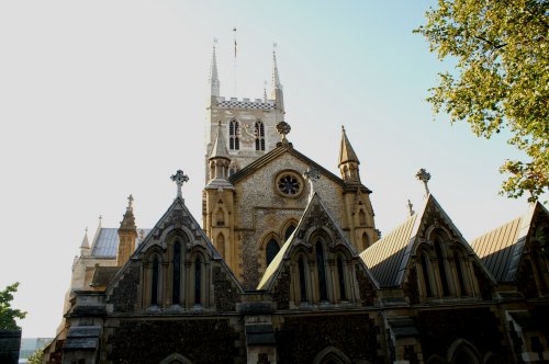Southwark Cathedral panorama