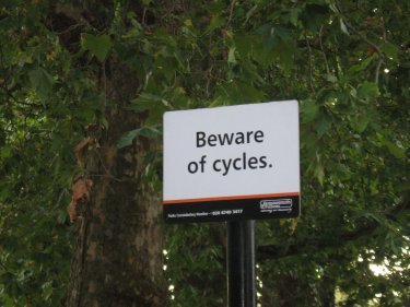 sign in Bishop's Park