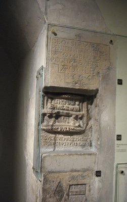 inscriptions on cell wall