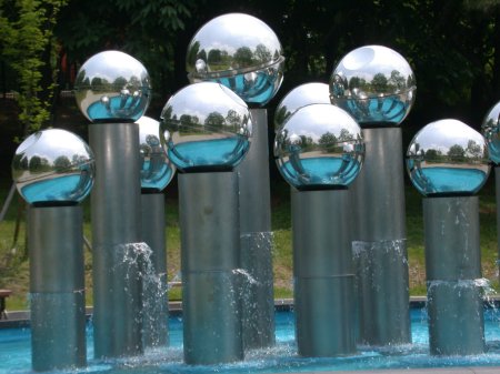 fountain sculpture