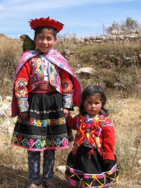 Native girls at Sacsayhuaman