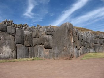 Sacsayhuaman wall